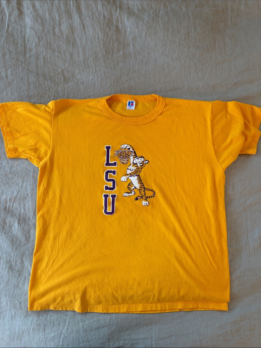 Vintage Rare Russell Athletic Gold LSU Dunking Tiger Graphic Tee